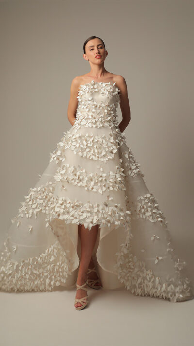 Queenly White Enchantment